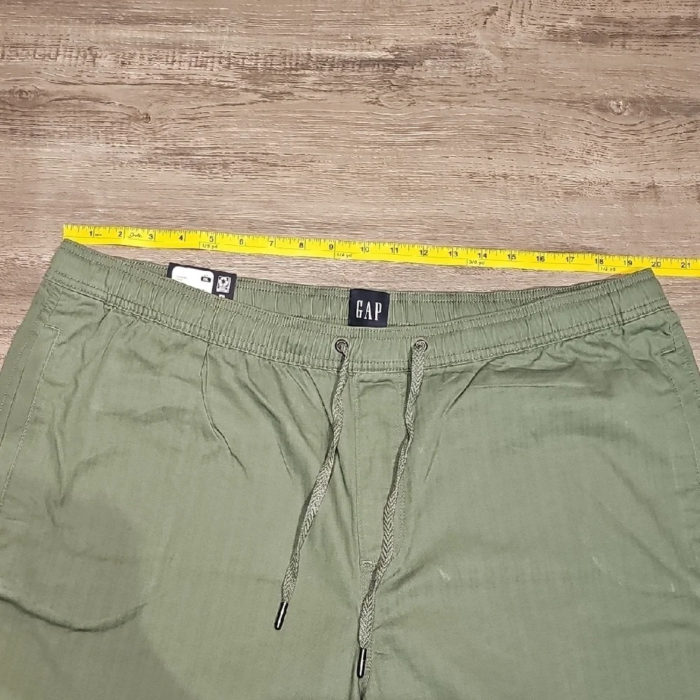 GAP Green Athletic Shorts with Elastic Waistband
